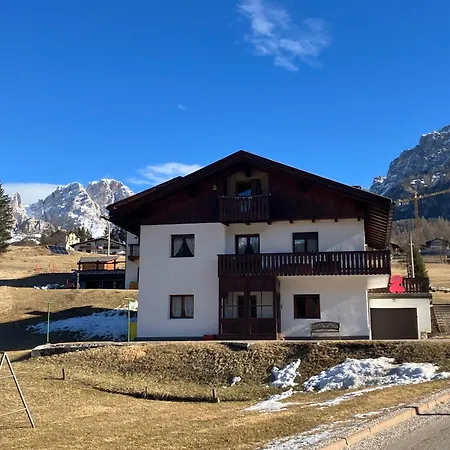 Konukevi Iragidor Cortina dʼAmpezzo